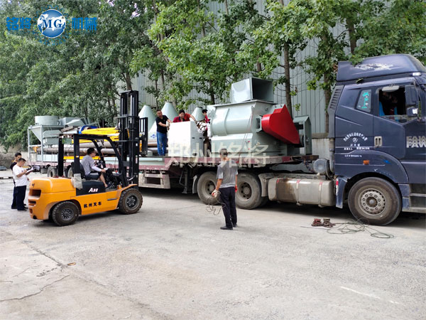 天津東駿達發貨現場2 天津東駿達發貨現場2